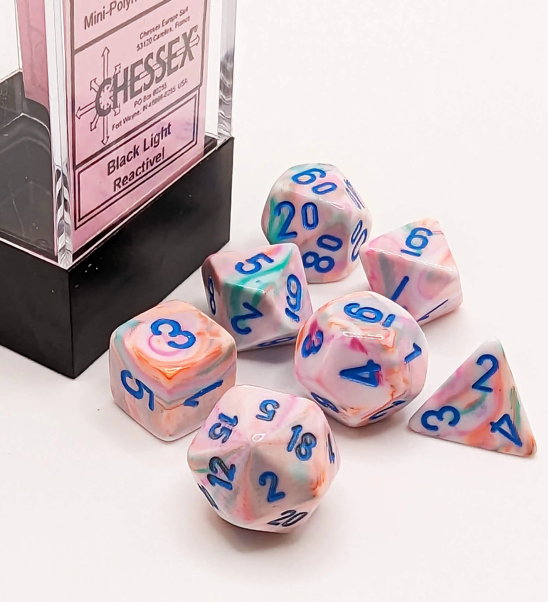 CHX20544: Festive - Mini Poly Set Pop art w/blue (7)