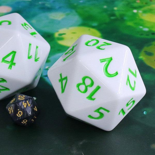 HDH-15: 55mm Titan d20 - Opaque White w/ green