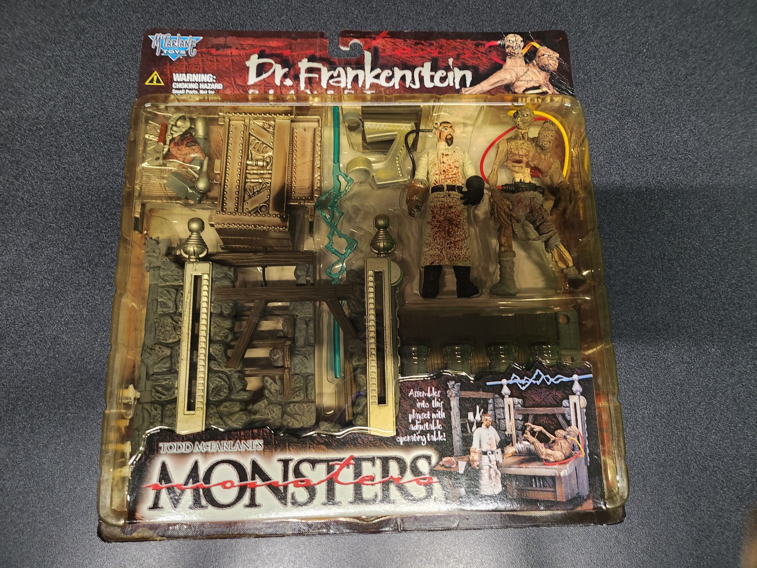 McFarlane Toys (1998) Monsters Playsets Series 2 - Dr. Frankenstein