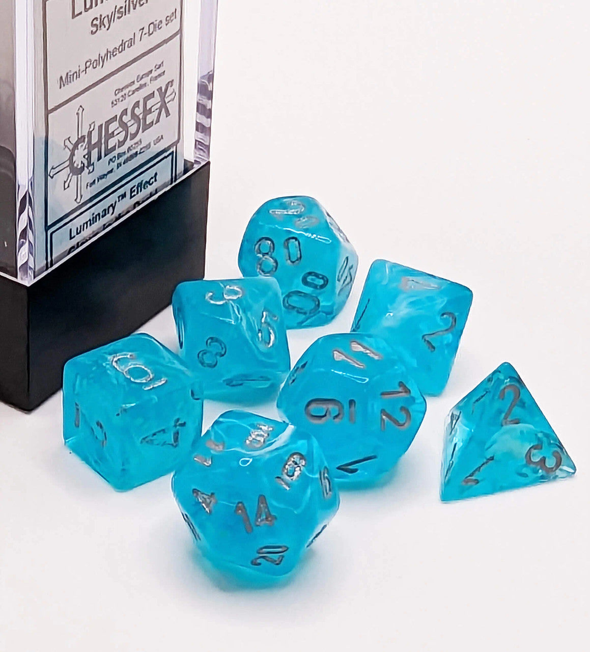 CHX20566: Luminary - Mini Poly Set Sky w/silver (7)